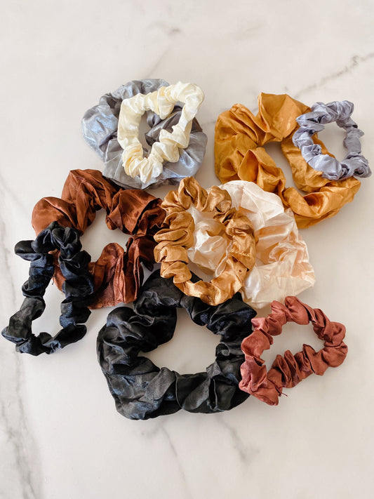 Satan hair scrunchies - 2 pack